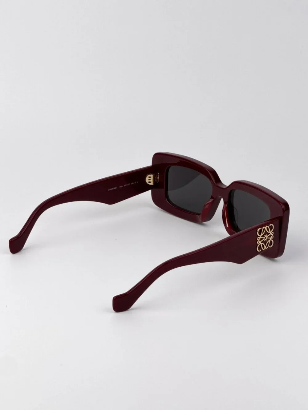 LOEWE LW40102F 66A RED BORDEAUX RECTANGULAR SUNGLASSES